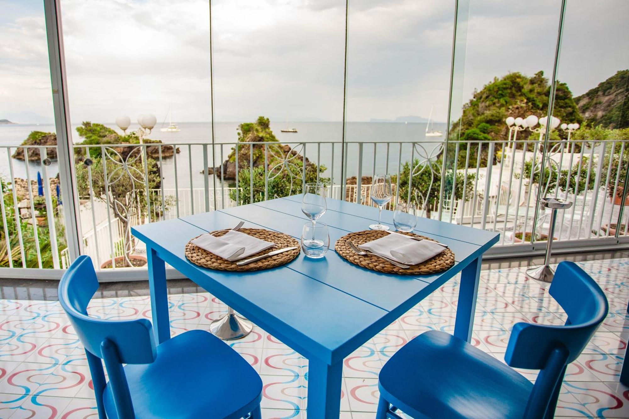Strand Hotel Delfini Ischia Exterior photo